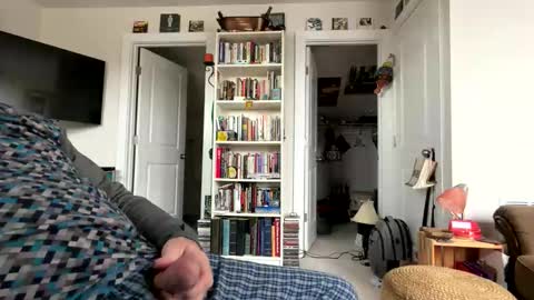 Mikkah online show from February 23, 8:33 pm