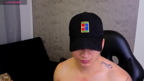 MIKKE online show from March 1, 3:16 pm