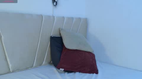 Mikoto Urb online show from December 22, 7:53 pm