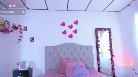 mila_1wood online show from September 16, 1:46 pm