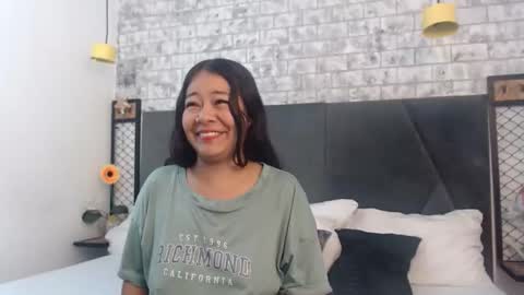 mila_adamss online show from October 2, 10:25 am