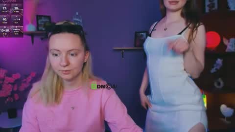 mila_glow online show from May 3, 7:20 pm