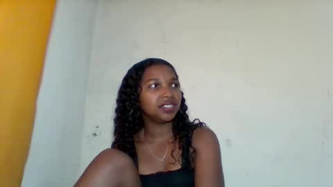 mila_lunah online show from April 29, 3:44 am