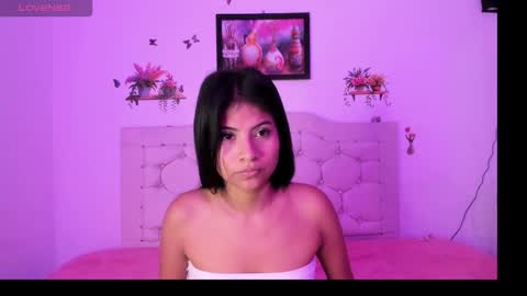 laura online show from January 13, 5:59 am