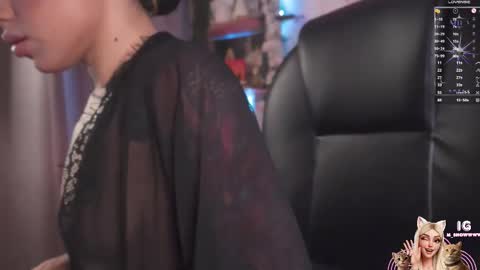 M I L A  online show from November 11, 11:56 am