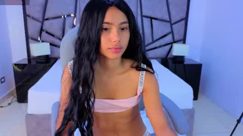 milaa_star online show from July 1, 3:59 am