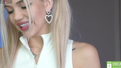 Mila and u can call me sweet bunny online show from May 2, 9:48 am