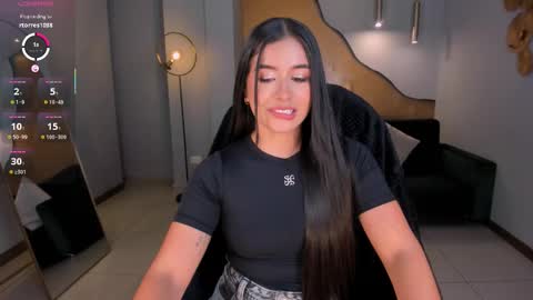 Snapshot of milacoleman chatting on September 25, 3:24 am Mila online show from September 25, 3:24 am