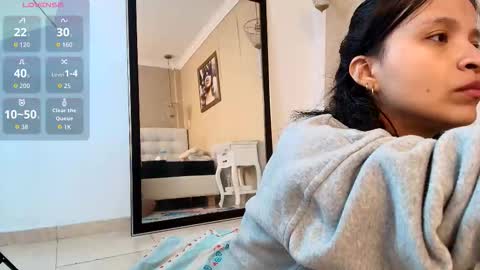 miladiosa online show from December 3, 12:17 pm