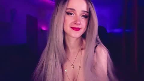 MiladyJolie online show from January 16, 2:42 am