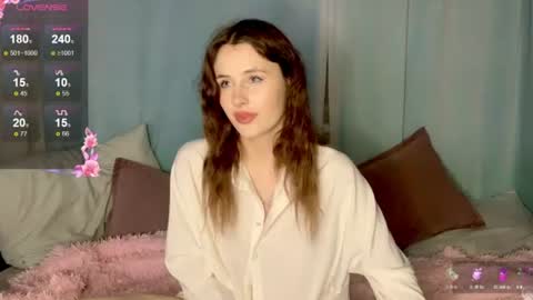 Mila online show from June 25, 11:32 pm
