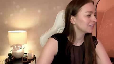 Mila Fleur online show from October 5, 2:35 pm