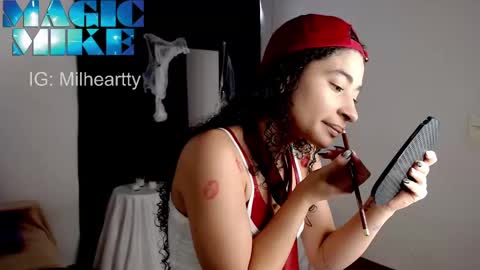 Milah online show from October 30, 7:14 pm