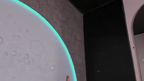 Mila Hall online show from February 4, 1:02 am