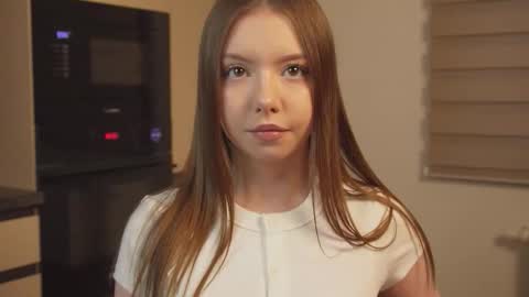 Mila online show from February 12, 1:04 pm