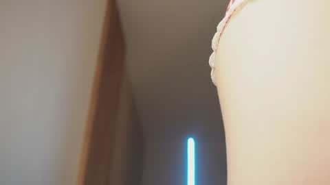 Mila online show from August 1, 4:19 pm