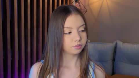 Mila online show from February 25, 3:15 pm