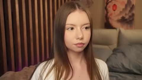 Mila online show from August 3, 3:18 pm