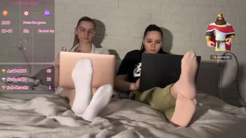 milamisss online show from May 4, 8:37 pm
