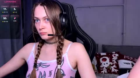 Dan and Milana online show from February 7, 8:56 pm