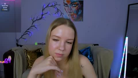 Mila online show from September 11, 1:01 pm