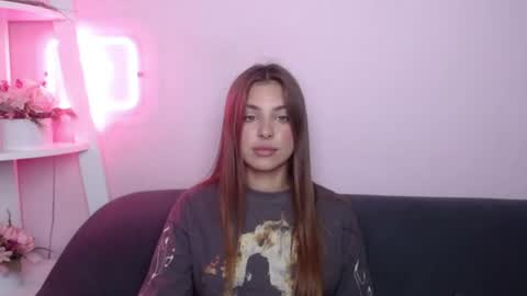 milanaangelas online show from July 11, 5:12 am