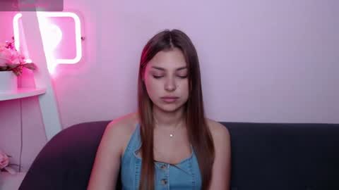 milanaangelas online show from June 26, 6:08 am