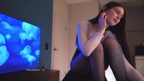 Snapshot of milanabaileys chatting on September 21, 6:23 pm Milana online show from September 21, 6:23 pm