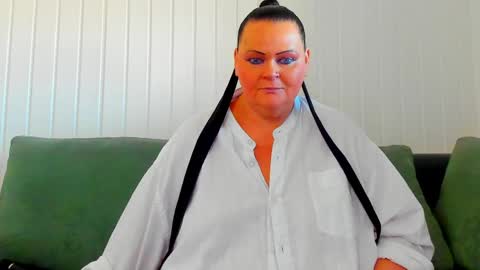 Lana online show from March 19, 3:39 pm