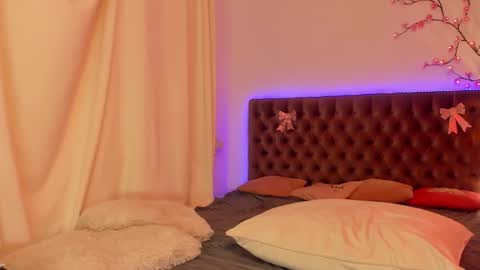 Milana online show from May 24, 6:31 am
