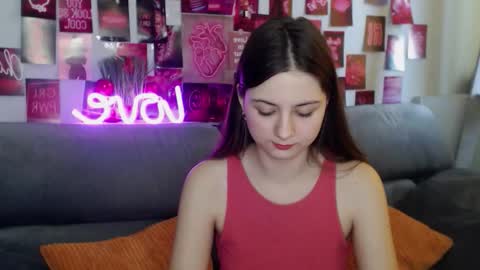 milanaroz online show from November 23, 7:17 am