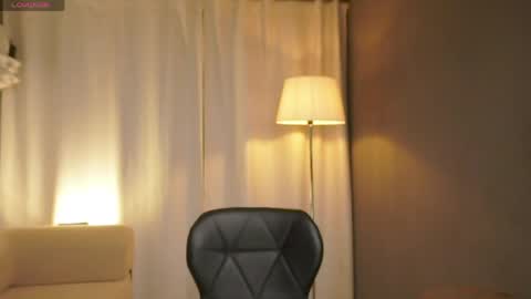 MILAN SANTANA online show from May 2, 1:11 am