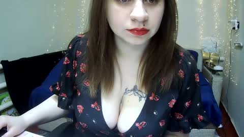 Milaxcute online show from May 1, 8:30 am