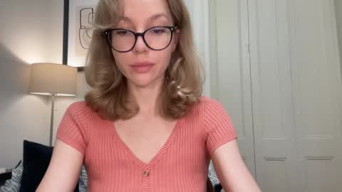 Mila online show from November 10, 2:09 pm