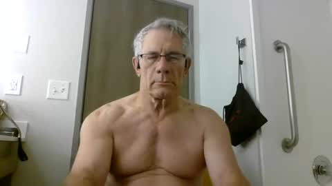 Milehi1958 online show from June 29, 10:37 am