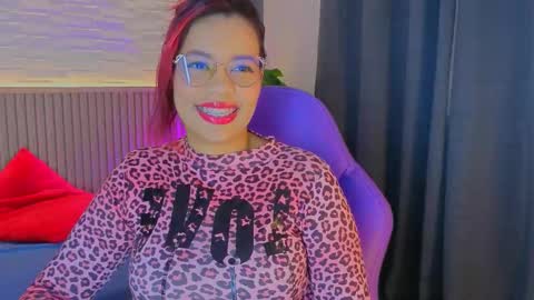 milena_lawson online show from October 4, 12:14 pm