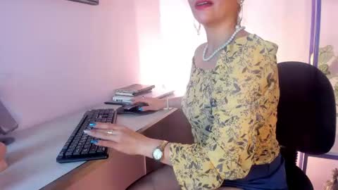 Milena online show from April 29, 11:37 am