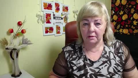 Milena online show from November 27, 6:43 am