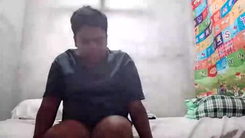 milesgay123 online show from December 14, 6:47 pm