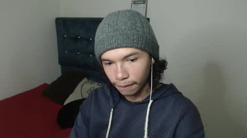 milesxoxo6969 online show from November 14, 8:49 am