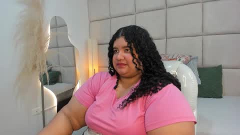 Miley online show from December 3, 8:09 pm