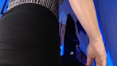 Melissa online show from May 20, 2:12 pm