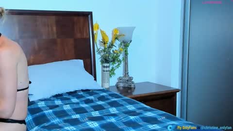 Christine online show from February 26, 4:49 pm