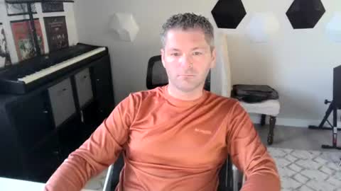 Snapshot of milf_hunter567 chatting on October 22, 2:08 pm milf_hunter567 online show from October 22, 2:08 pm
