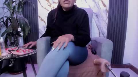  milf sikiu  online show from May 13, 10:19 pm