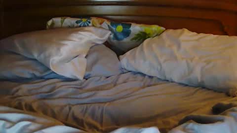 MilfyTitts online show from October 22, 1:46 pm