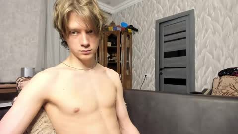 Isaac online show from May 7, 8:59 pm