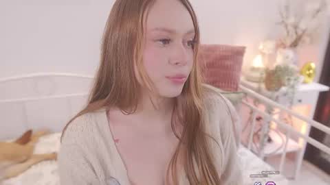 milky_0 online show from July 8, 7:28 pm
