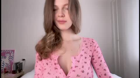 milky__way_ online show from April 29, 12:54 pm