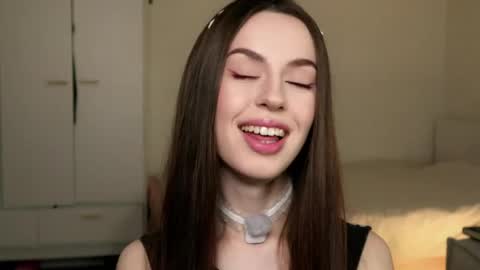 Sofia online show from April 26, 8:50 pm